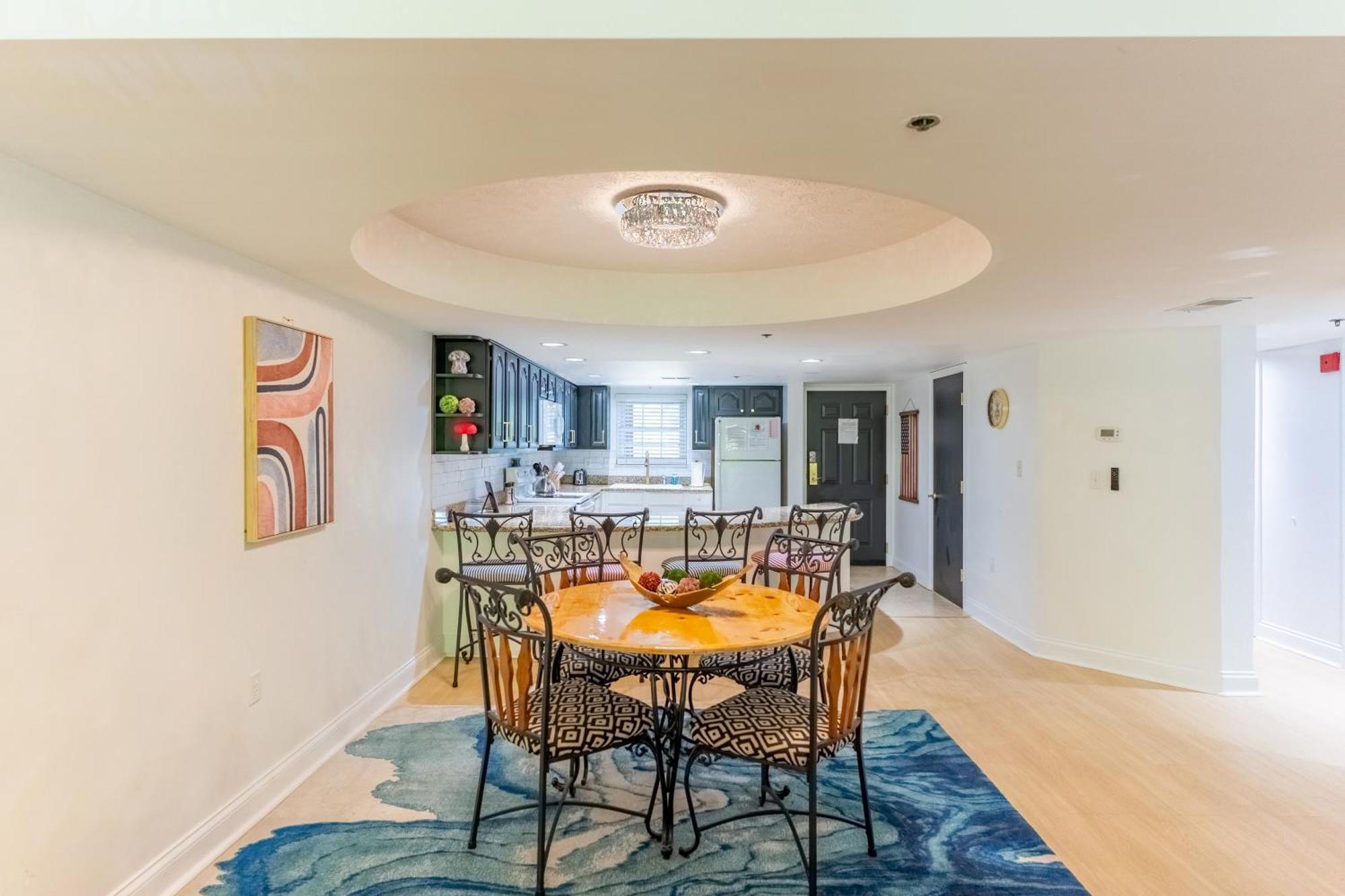 Luxurious Condo, Pool, Fireplace, Hiking Gatlinburg Luaran gambar