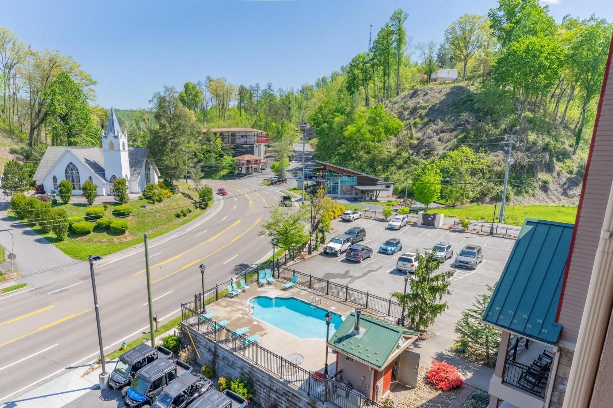 Luxurious Condo, Pool, Fireplace, Hiking Gatlinburg Luaran gambar