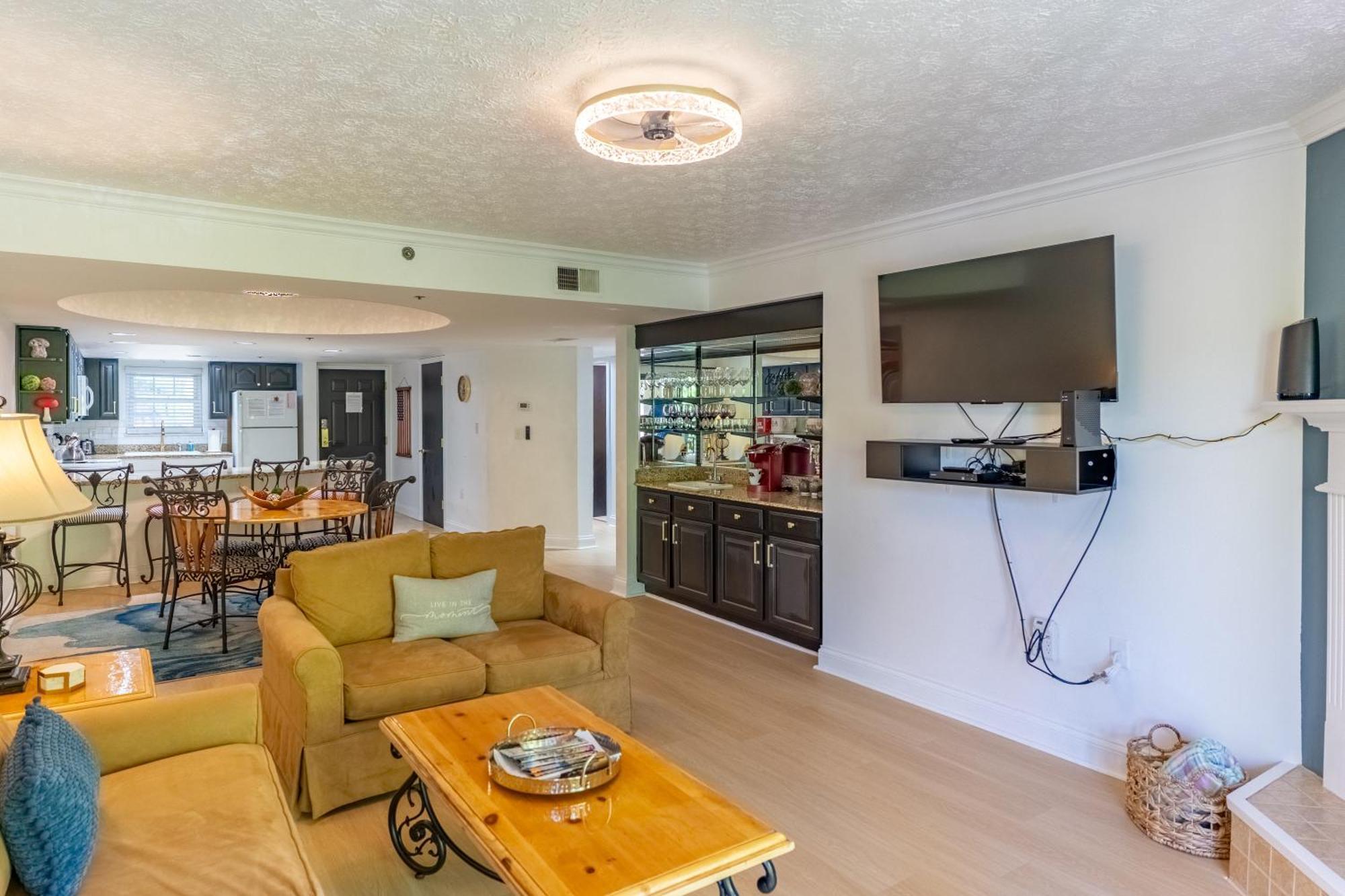 Luxurious Condo, Pool, Fireplace, Hiking Gatlinburg Luaran gambar