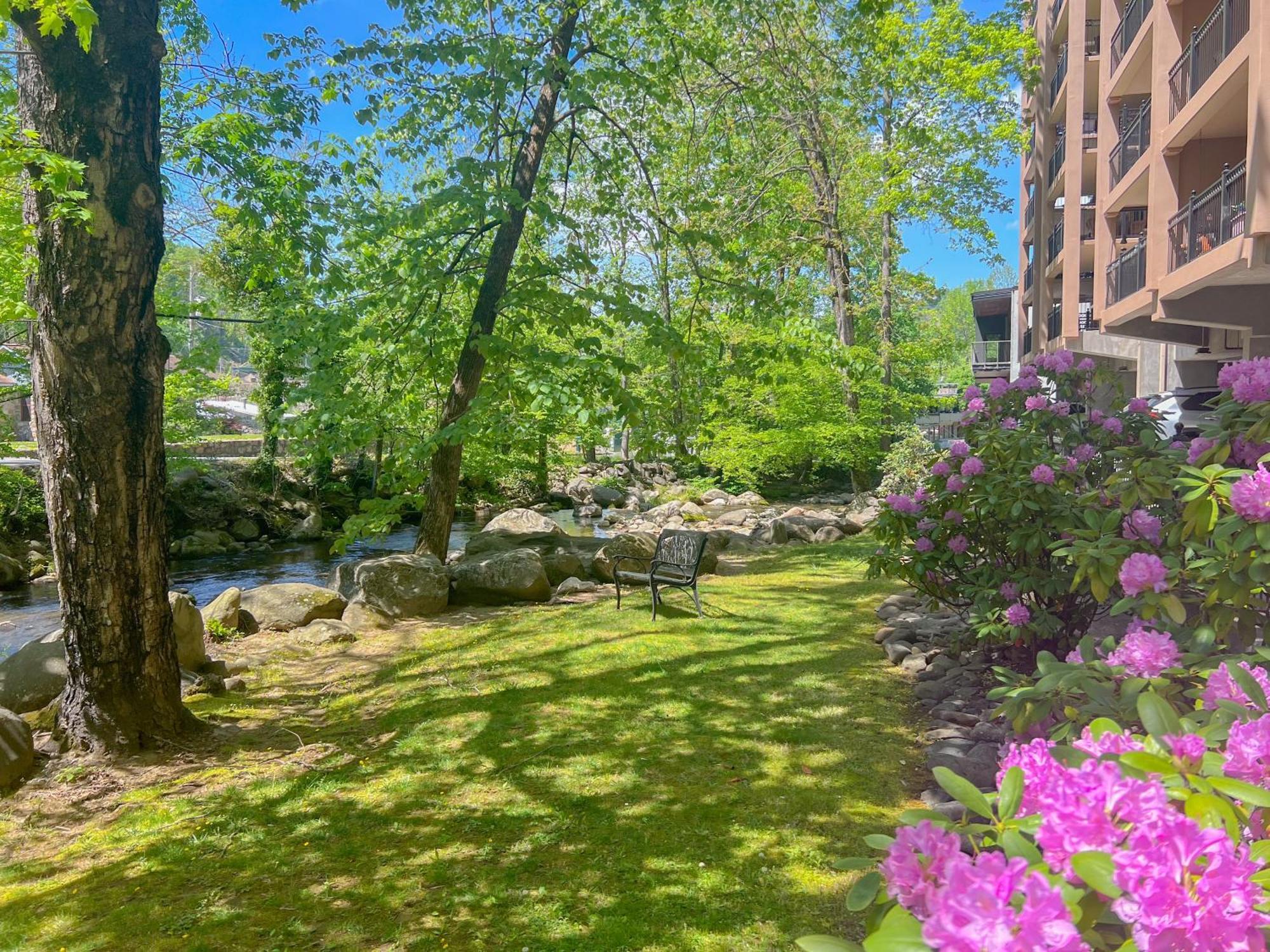 Luxurious Condo, Pool, Fireplace, Hiking Gatlinburg Luaran gambar