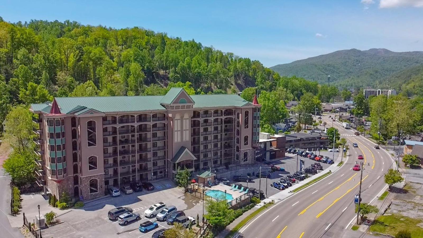 Luxurious Condo, Pool, Fireplace, Hiking Gatlinburg Luaran gambar
